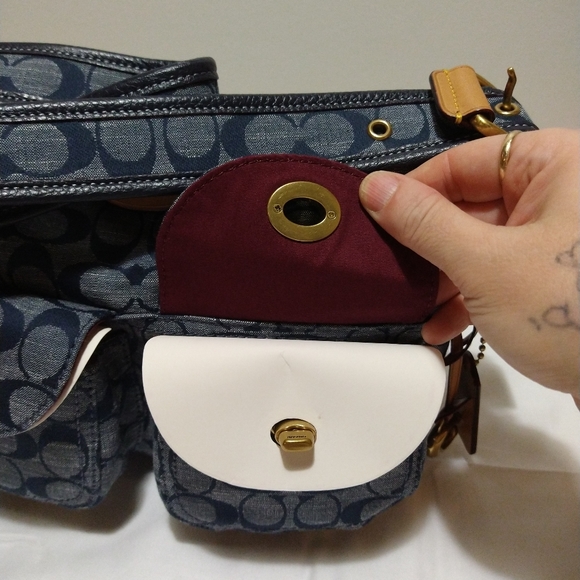 Sold**Coach New York Chambray Signature Cargo Bag - Picture 12 of 16